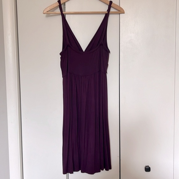 Stretchy one size purple dress - Picture 5 of 7